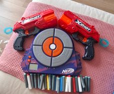 Nerf gun set with 30+ darts