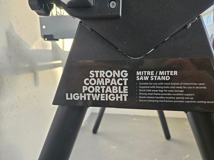Mitre saw stand