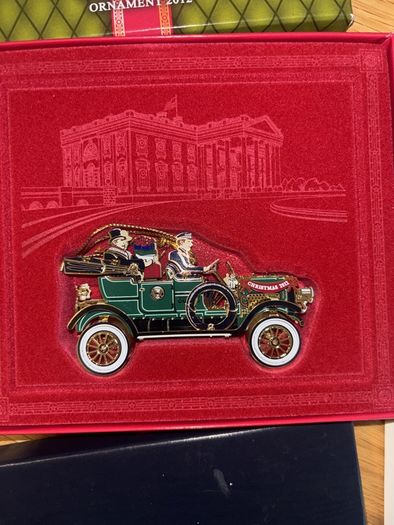 The White House Historical Association Christmas Tree ornaments