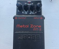BOSS MT-2 Metal Zone Distortion Pedal