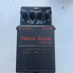 BOSS MT-2 Metal Zone Distortion Pedal