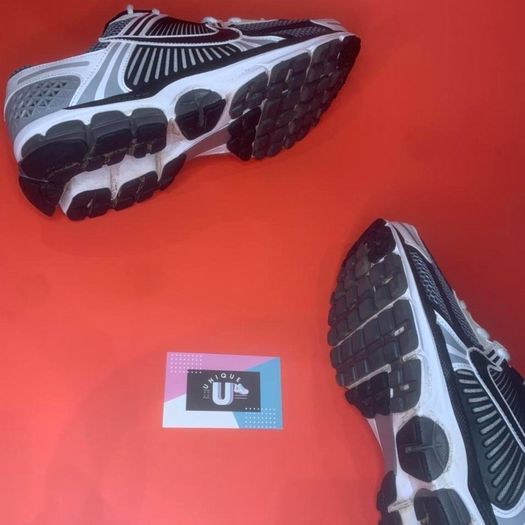 Nike Zoom Vomero 5 SP White Black Grey