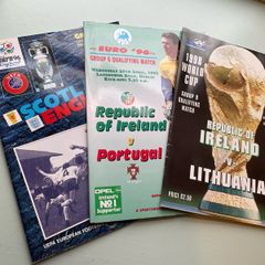 Job Lot Football Programmes / 90s Ireland