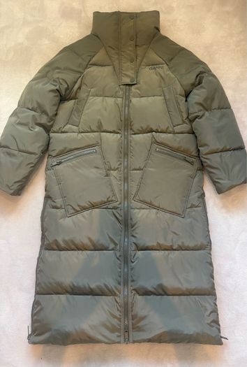 Stunning Ganni oversize Tech Puffer in like new condition. RRP euro 760
