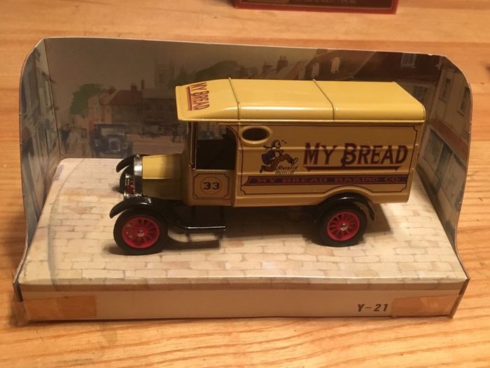 Matchbox Yesteryear 1/43 Ford van