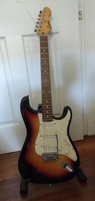 Electric guitar Encore