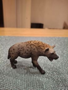 Schleich SPOTTED HYENA Wildlife Animal Figure 14735 Retired 2014