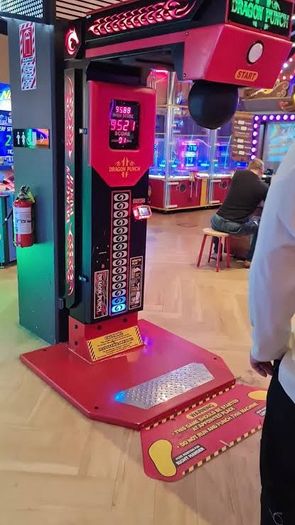 Boxing arcade