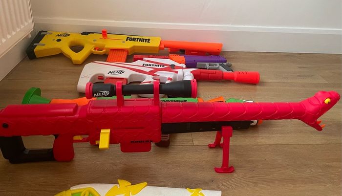 Bundle of Fortnite and Roblox nerf guns