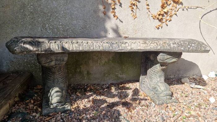 garden bench