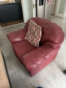 2 arm chair red