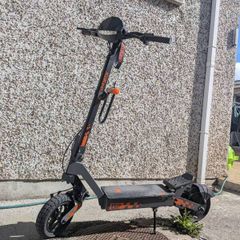 G2 Electric Scooter + Kryptonite Lock | Private Property Use | low km