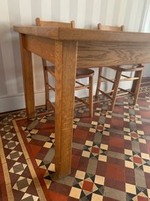Solid Oak Dining Table.