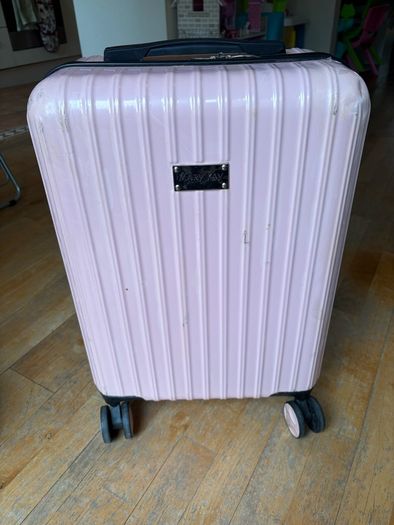 Pink midium size suitcase