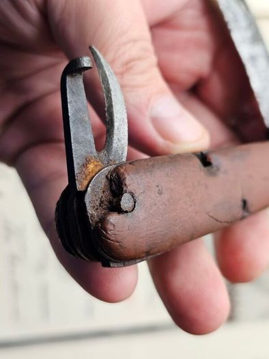 Antique 1910s Elsener Schwyz Original Swiss Army Knife Over 100years old Collectable Militaria