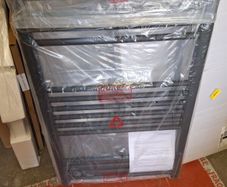 Eastbrook towel rail matt black 1000x600