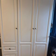 Three Door Wardrobe and Chest Drawers