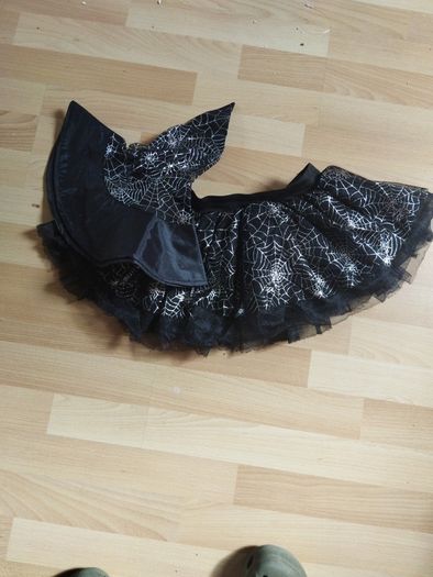 fancy dress 21 inch waist