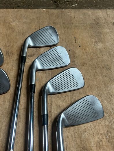 Ping i210 Irons 4-pw