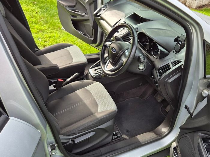 Ford Ecosport 2016 1.5petrol automatic gearbox NewNct 11/27