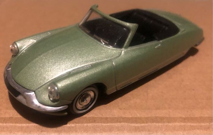 Solido Citroen DS19   1/43