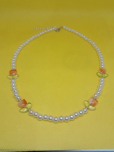 Peach Tulip pearl necklace