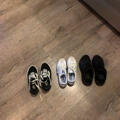 3 pairs women's  trainers