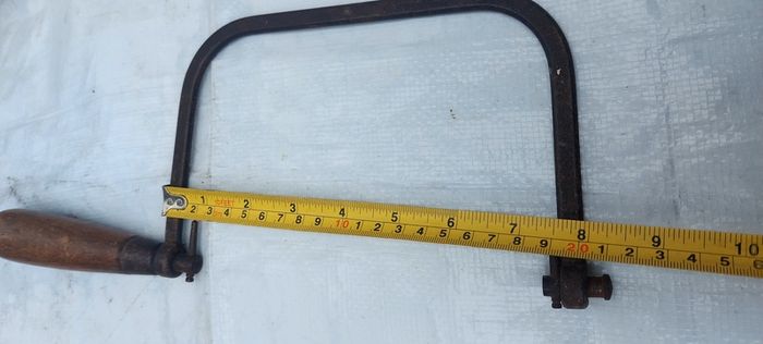 Vintage coping saw,,used condition, see pictures for condition, buyer collects or pays postage thank you sold as is,