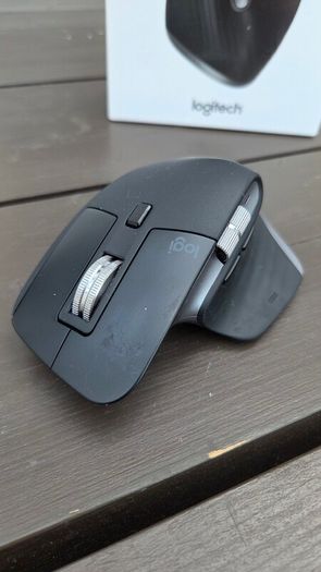 Logitech MX Master 3 for Mac, Wireless Mouse - Black - with Box