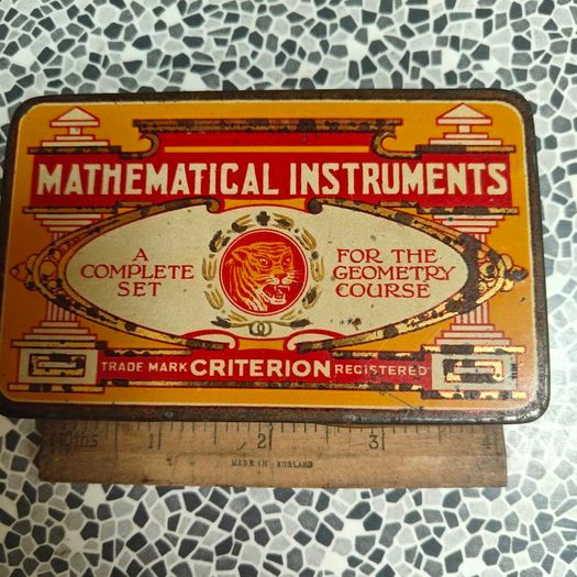 Old Criterion Mathematical Geometry Set