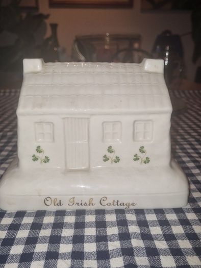 Donegal Parian China Cottage