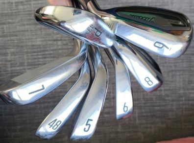 Titleist T300 Irons 7 clubs 5-GW