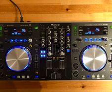 Pioneer DJ