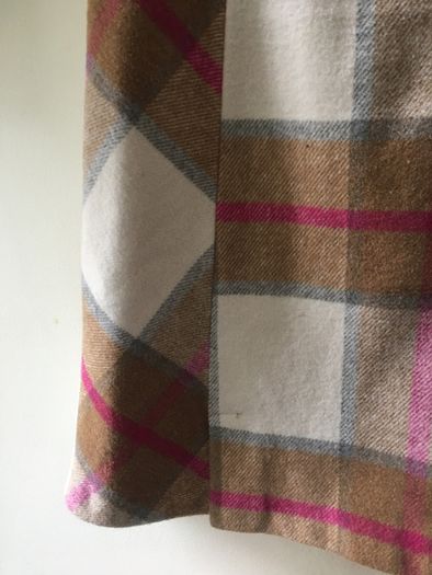 Gallery mini skirt , size 12 , new no tag