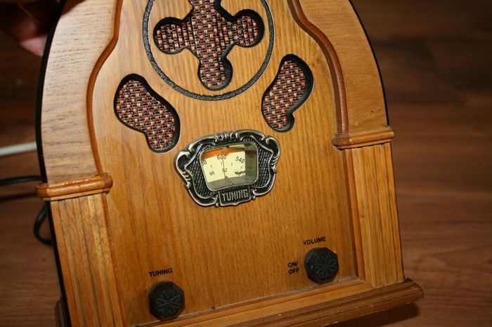 Vintage Steepletone Radio