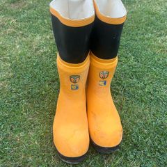 safety rubber boots