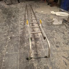 Roof ladder