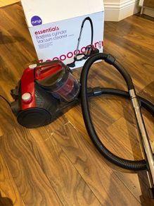vacuum cleaner