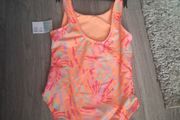 girls swimsuit