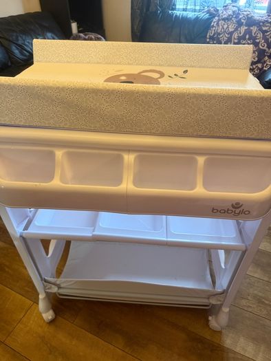 Babylo changing table