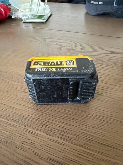 Dewalt 4Amp Battery
