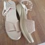 gold ladies sandals Image 4