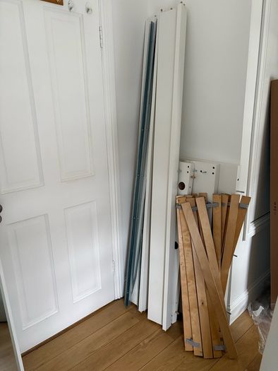Single bed frame