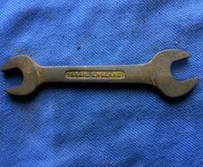Vintage Snail spanner No 5