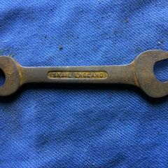 Vintage Snail spanner No 5