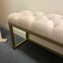 Metal frame velvet bench 100x30 Image 3
