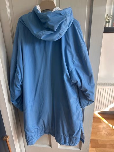 Swim kit robe
