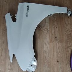 Toyota Prius Alpha Left wing (fender)