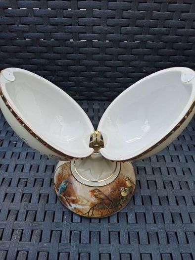 Jewel of the Garden Collectible Egg