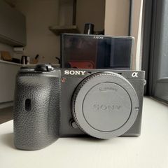 Sony Alpha 6600 Mirrorless Camera + Sony 50mm lens + Sony 16mm pancake lens
